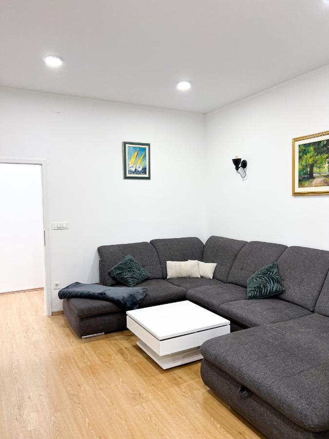 Apartment Vic Λιουμπλιάνα Εξωτερικό φωτογραφία